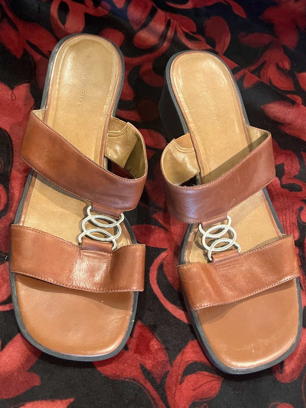 Naturalizer Women's Brown Leather Sandals
